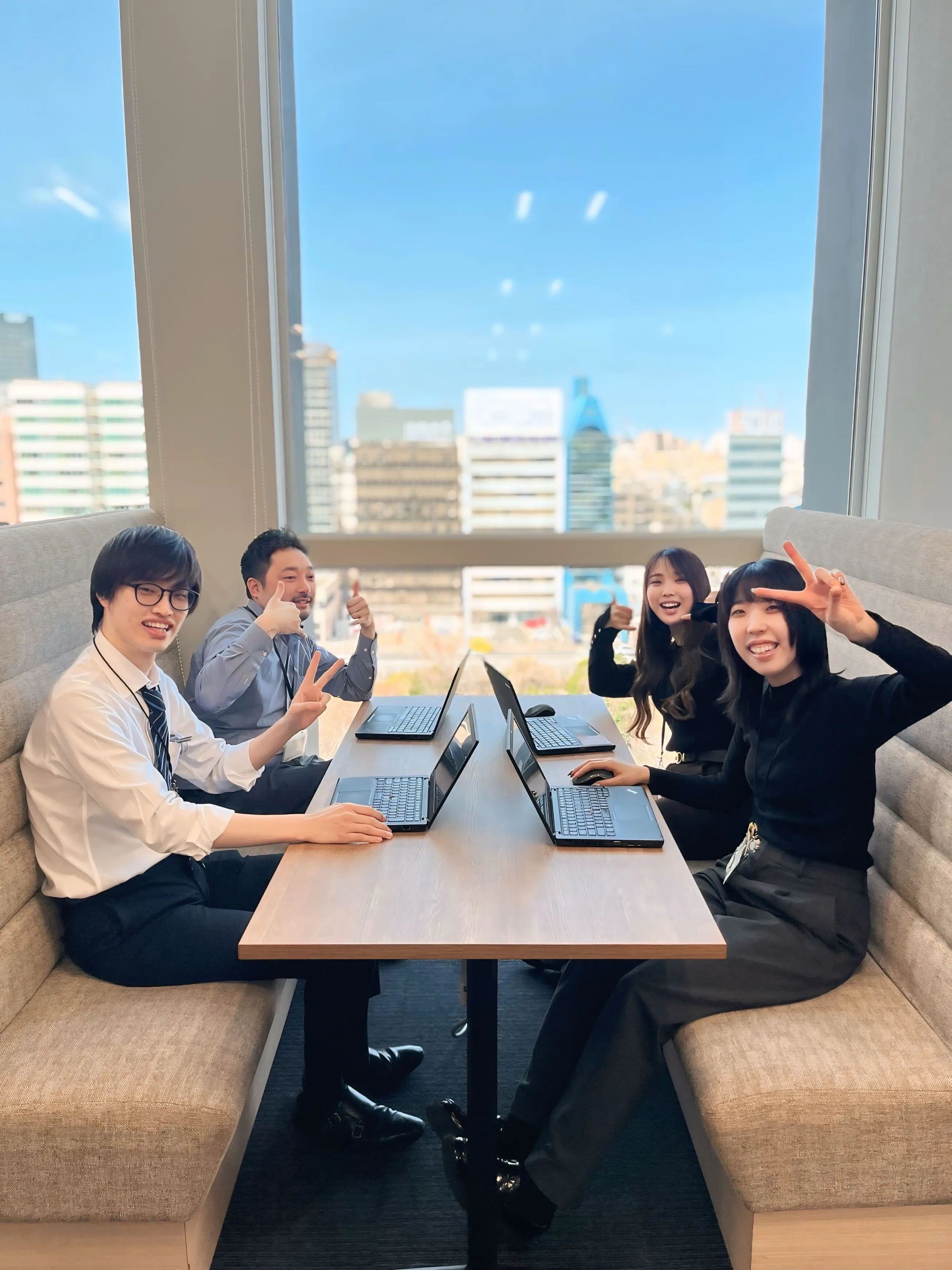 IT業界デビュー、キャリアアップをサポートする本社チーム。